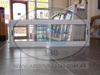 Ventana en Modena de 0.80 x 0.80 con vidrio DVH (4+9+4).