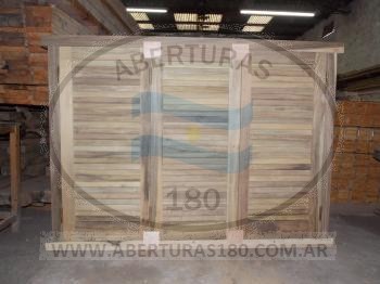 Rajas vidrio repartido con barrotes.